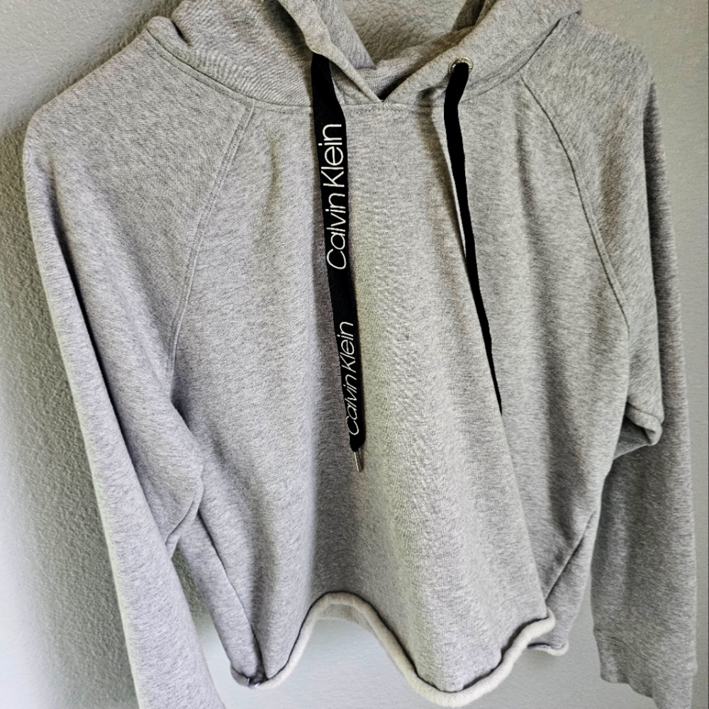 Calvin Klein cropped Hoodie